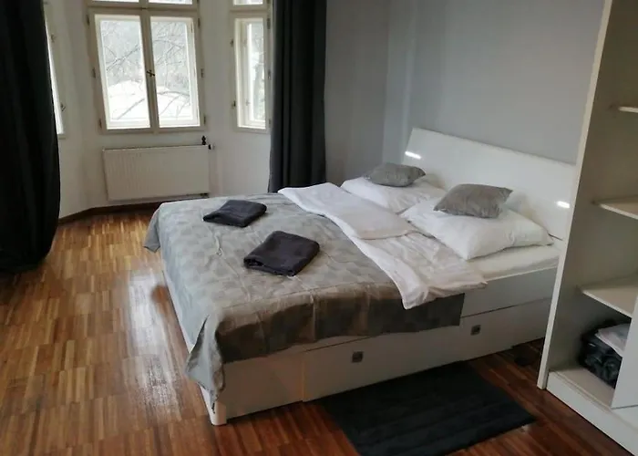2 Bedrooms Close Vysehrad - Congress Centrum