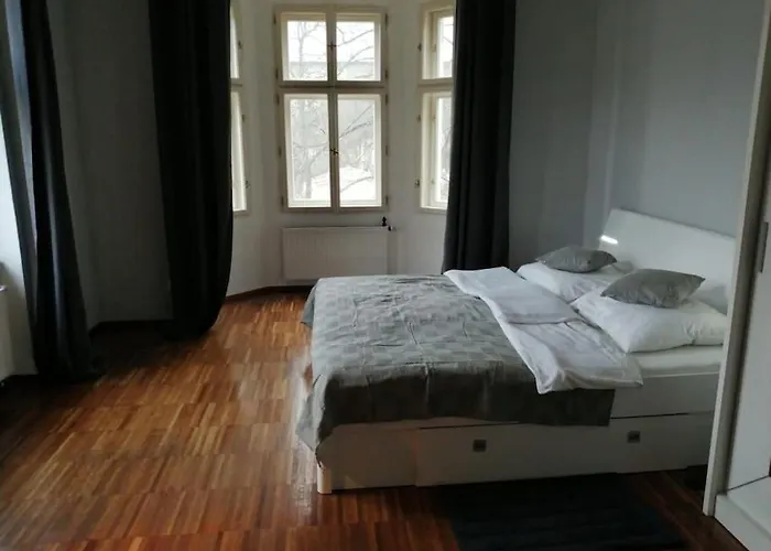 2 Bedrooms Close Vysehrad - Congress Centrum