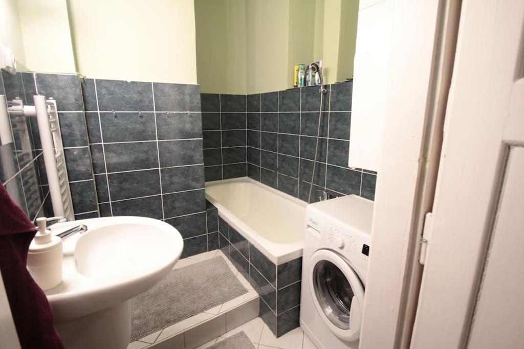 2 Bedrooms Close Vysehrad - Congress Centrum Апартаменти Прага